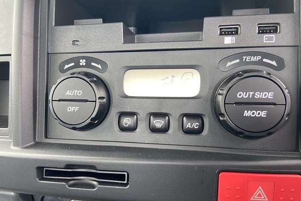 2024 Isuzu N Series NPR 45/55-155 Mwb Amt Trade Pack Premium 4x2