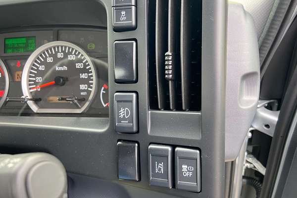2024 Isuzu N Series NPR 45/55-155 Mwb Amt Trade Pack Premium 4x2
