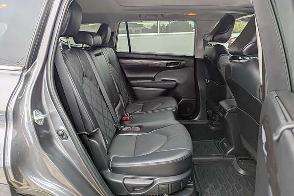 2022 Toyota Kluger Grande AXUH78R