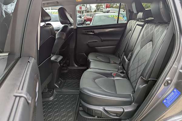 2022 Toyota Kluger Grande AXUH78R