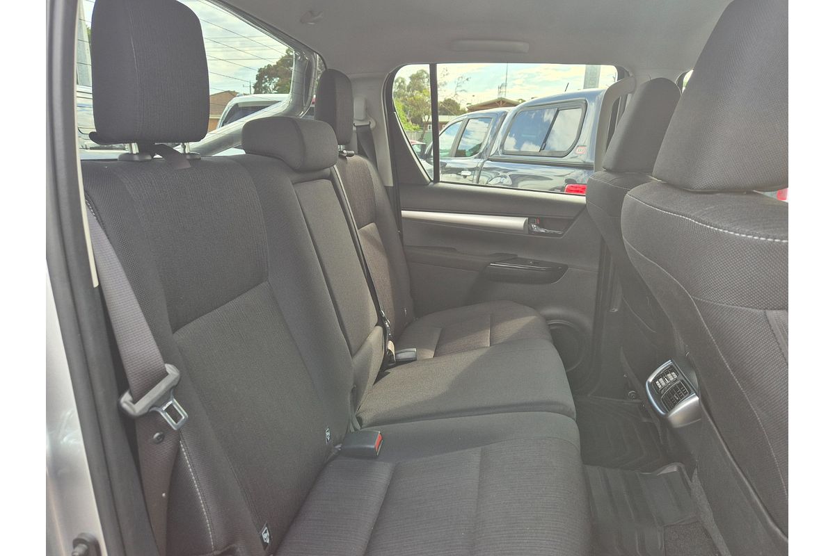 2023 Toyota Hilux SR5 GUN126R 4X4