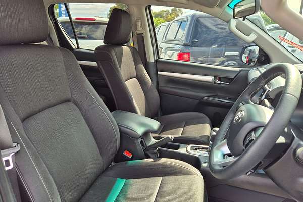 2023 Toyota Hilux SR5 GUN126R 4X4