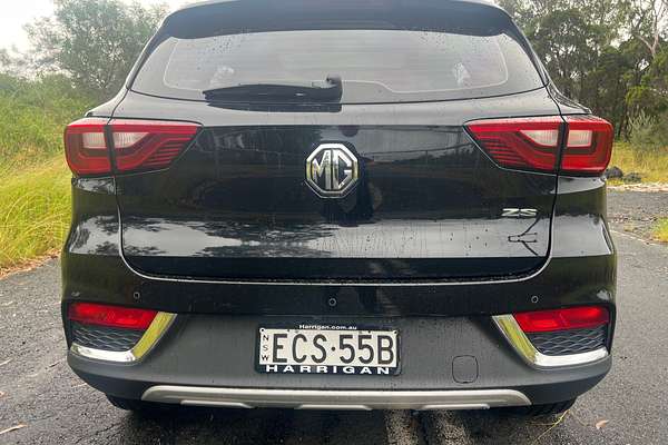 2019 MG ZS Essence AZS1
