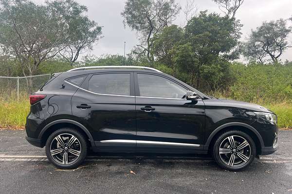 2019 MG ZS Essence AZS1