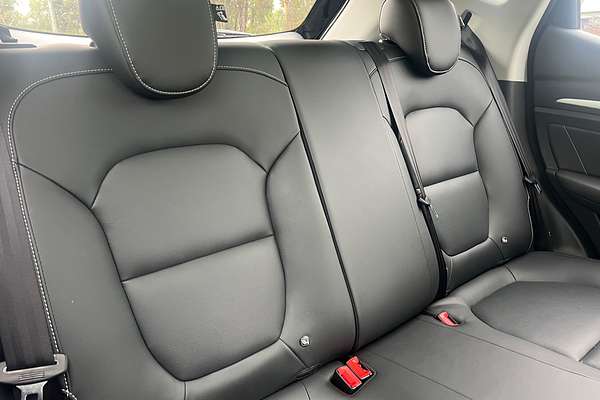 2019 MG ZS Essence AZS1