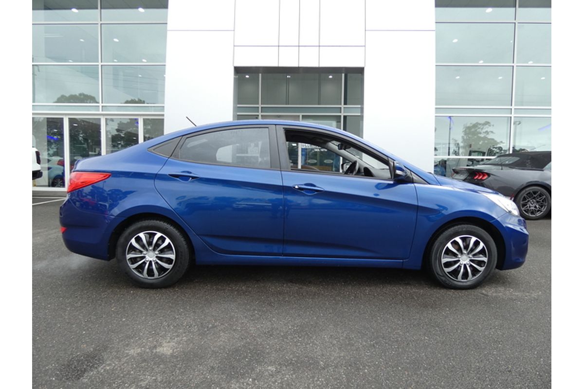 2014 Hyundai Accent Active RB2