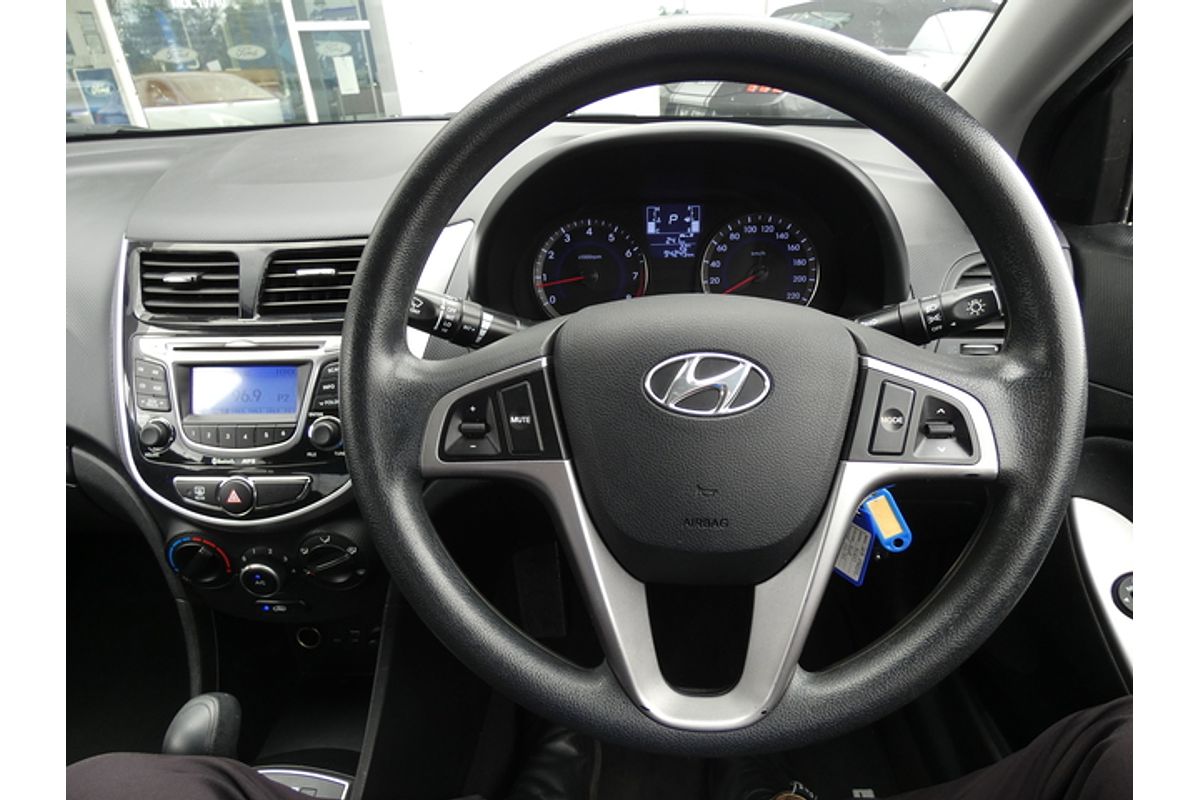 2014 Hyundai Accent Active RB2