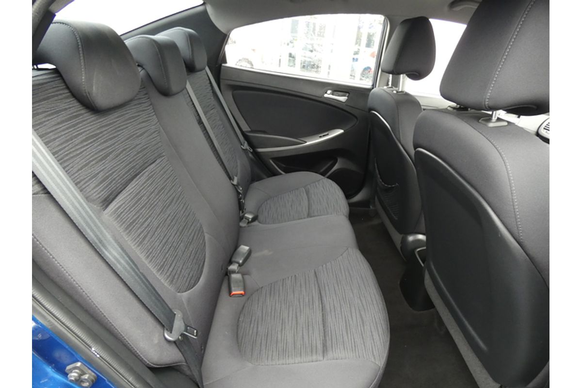 2014 Hyundai Accent Active RB2