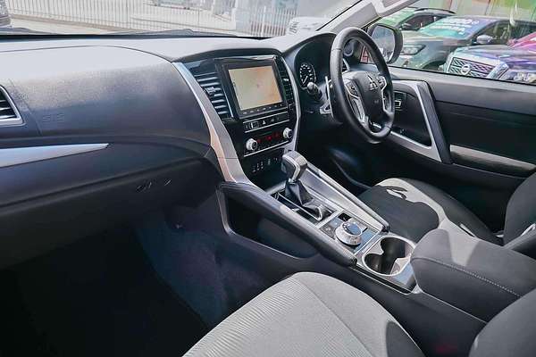 2024 Mitsubishi Pajero Sport GLS QF