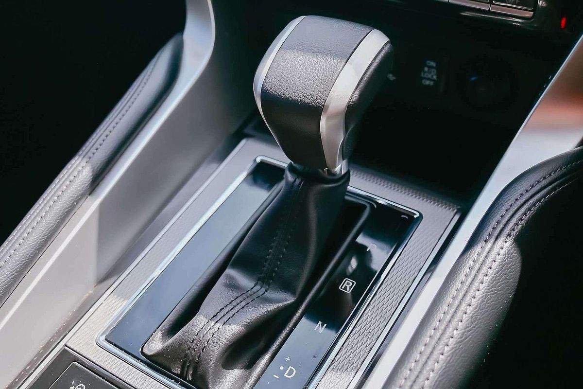 2024 Mitsubishi Pajero Sport GLS QF