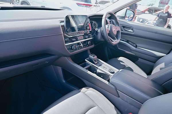 2023 Nissan Pathfinder Ti R53