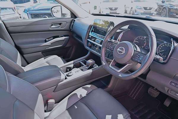 2023 Nissan Pathfinder Ti R53