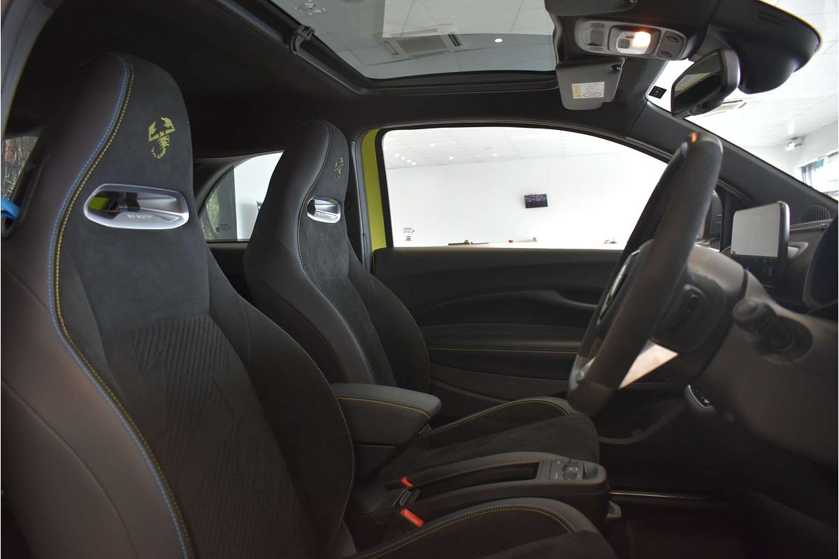 2023 Abarth 500e Turismo