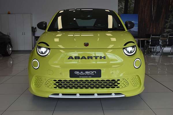 2023 Abarth 500e Turismo