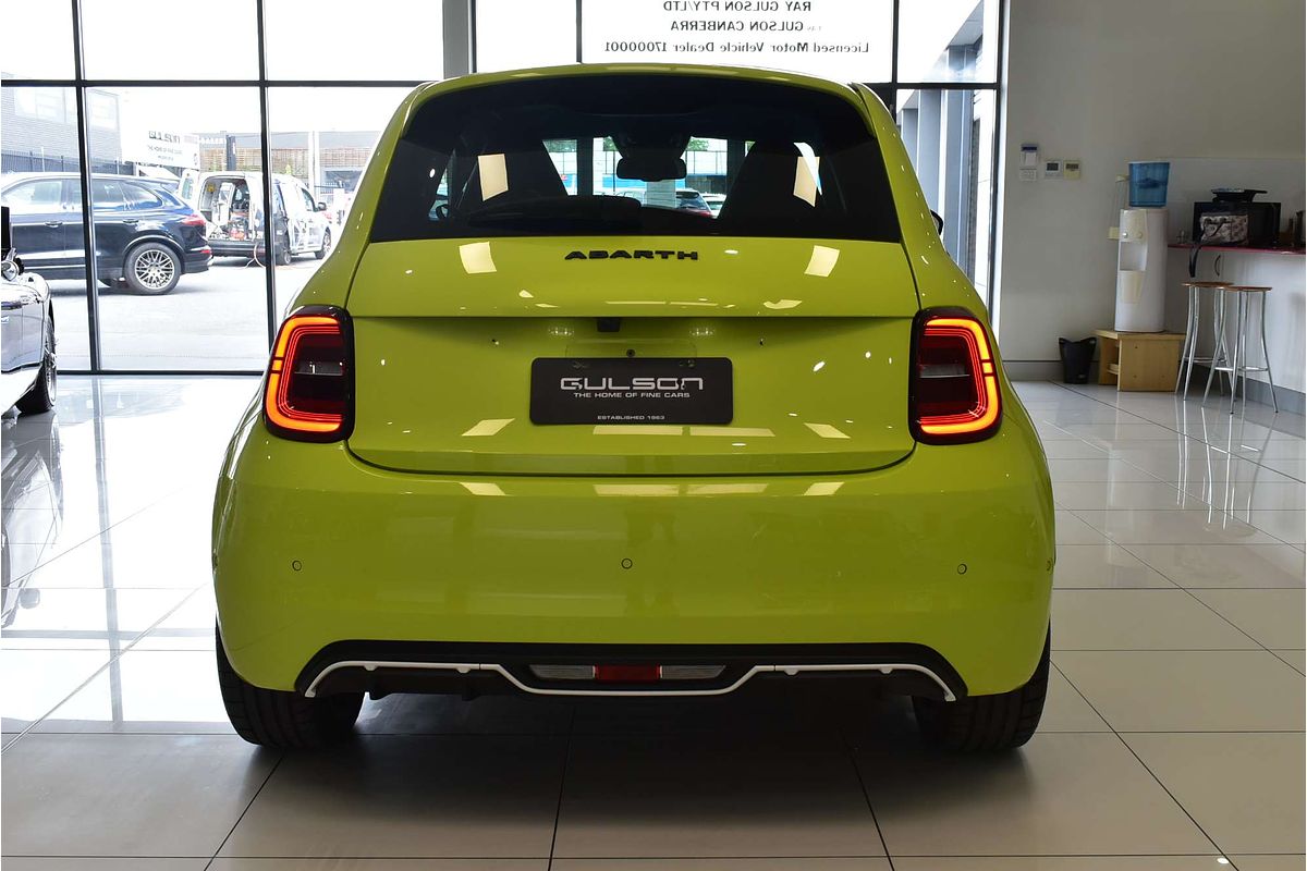 2023 Abarth 500e Turismo