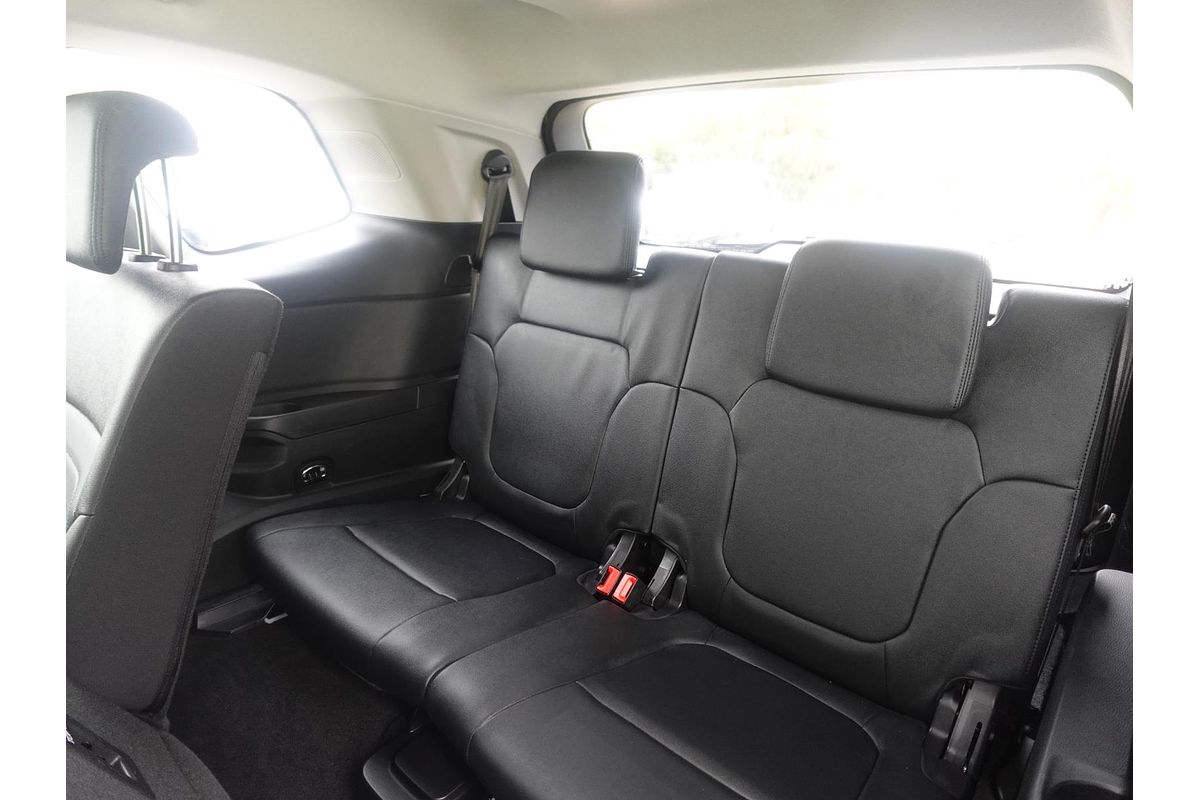 2024 Ford Everest Sport