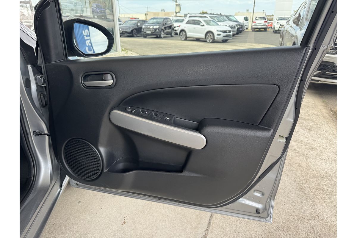 2013 Mazda 2 Neo Sport DE Series 2