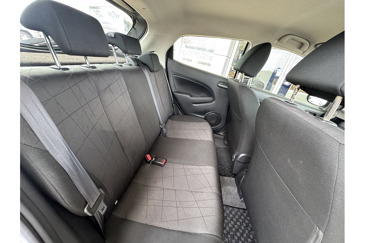 2013 Mazda 2 Neo Sport DE Series 2
