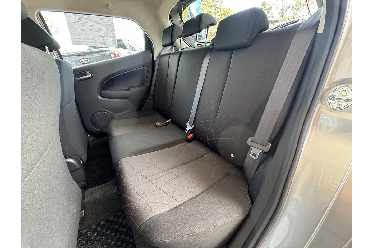 2013 Mazda 2 Neo Sport DE Series 2