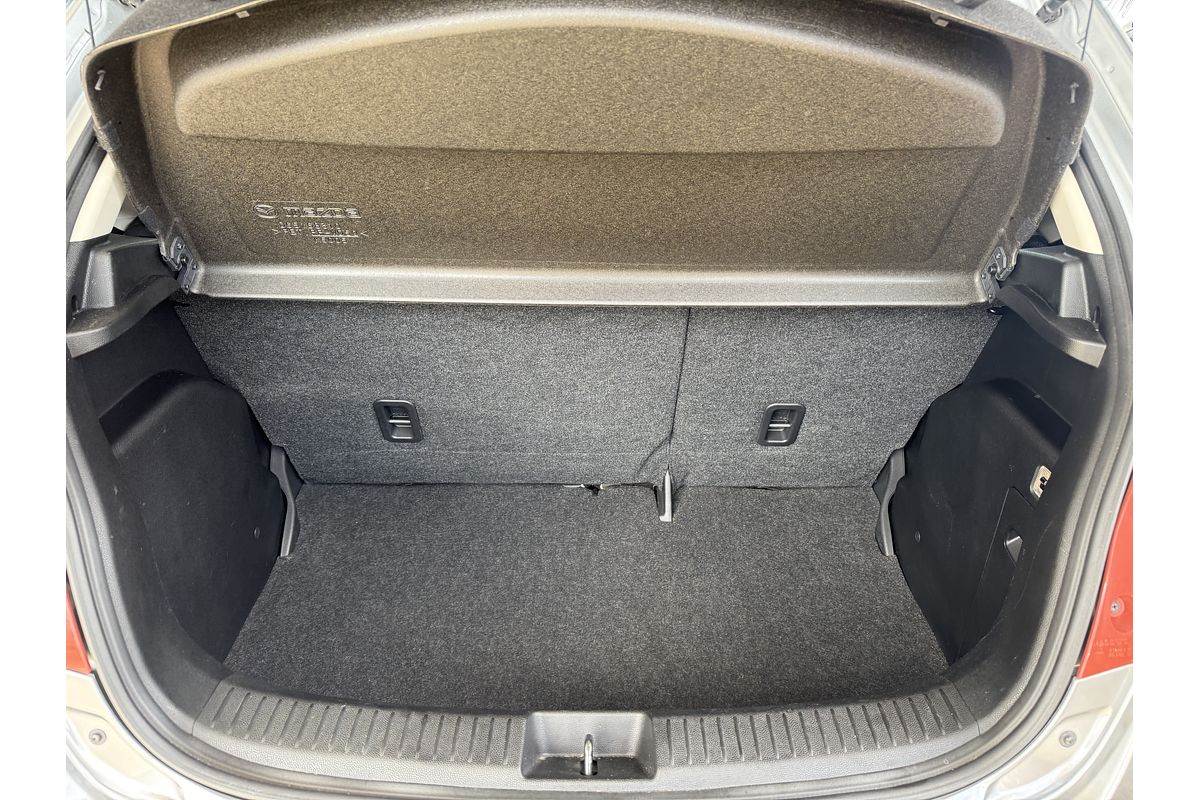 2013 Mazda 2 Neo Sport DE Series 2