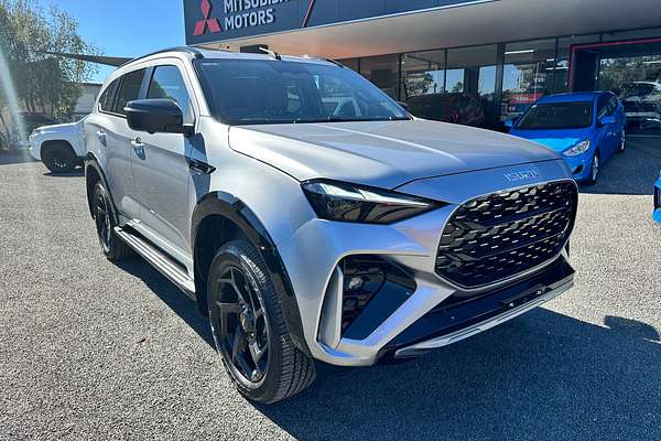 2025 Isuzu MU-X X-TERRAIN