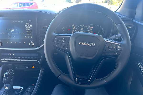2025 Isuzu MU-X LS-T