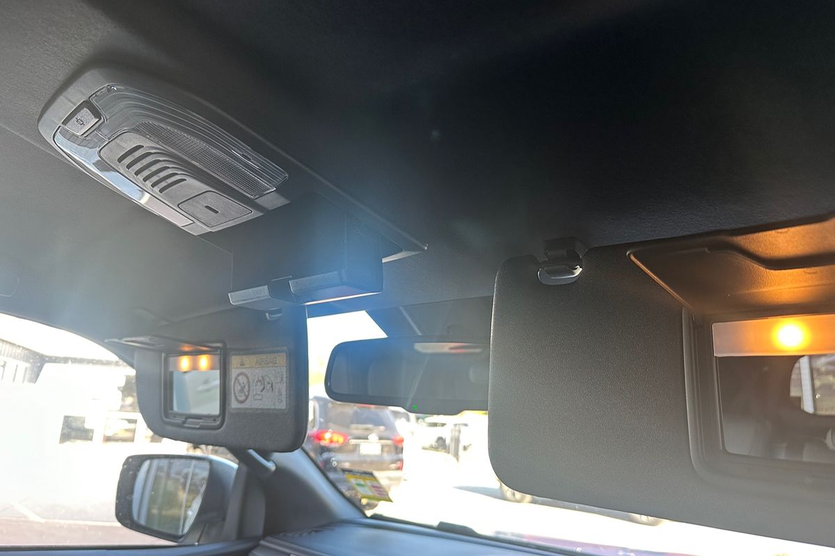 2025 Isuzu MU-X LS-T