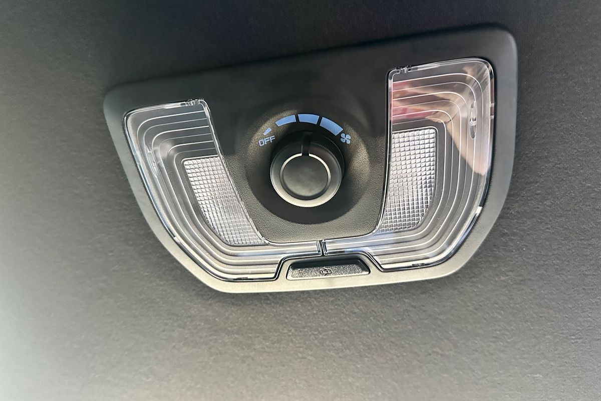2025 Isuzu MU-X LS-T