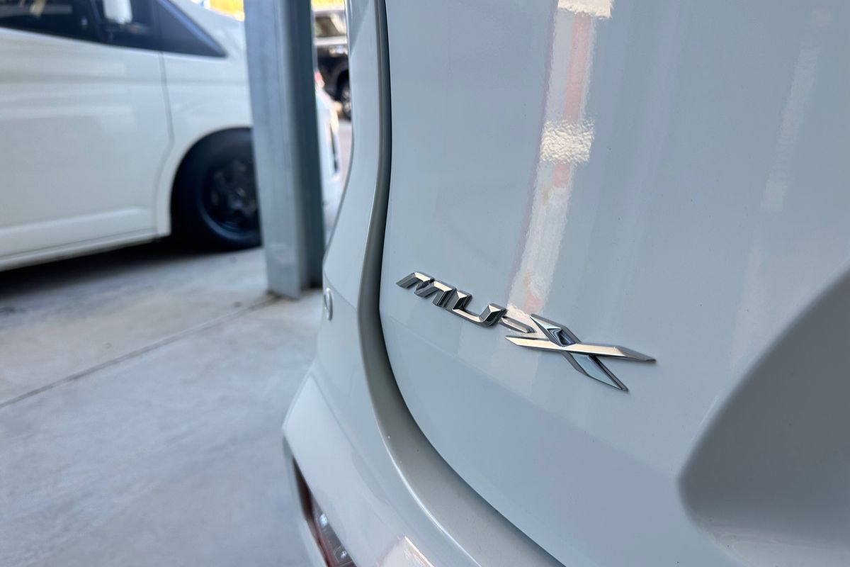 2025 Isuzu MU-X LS-T