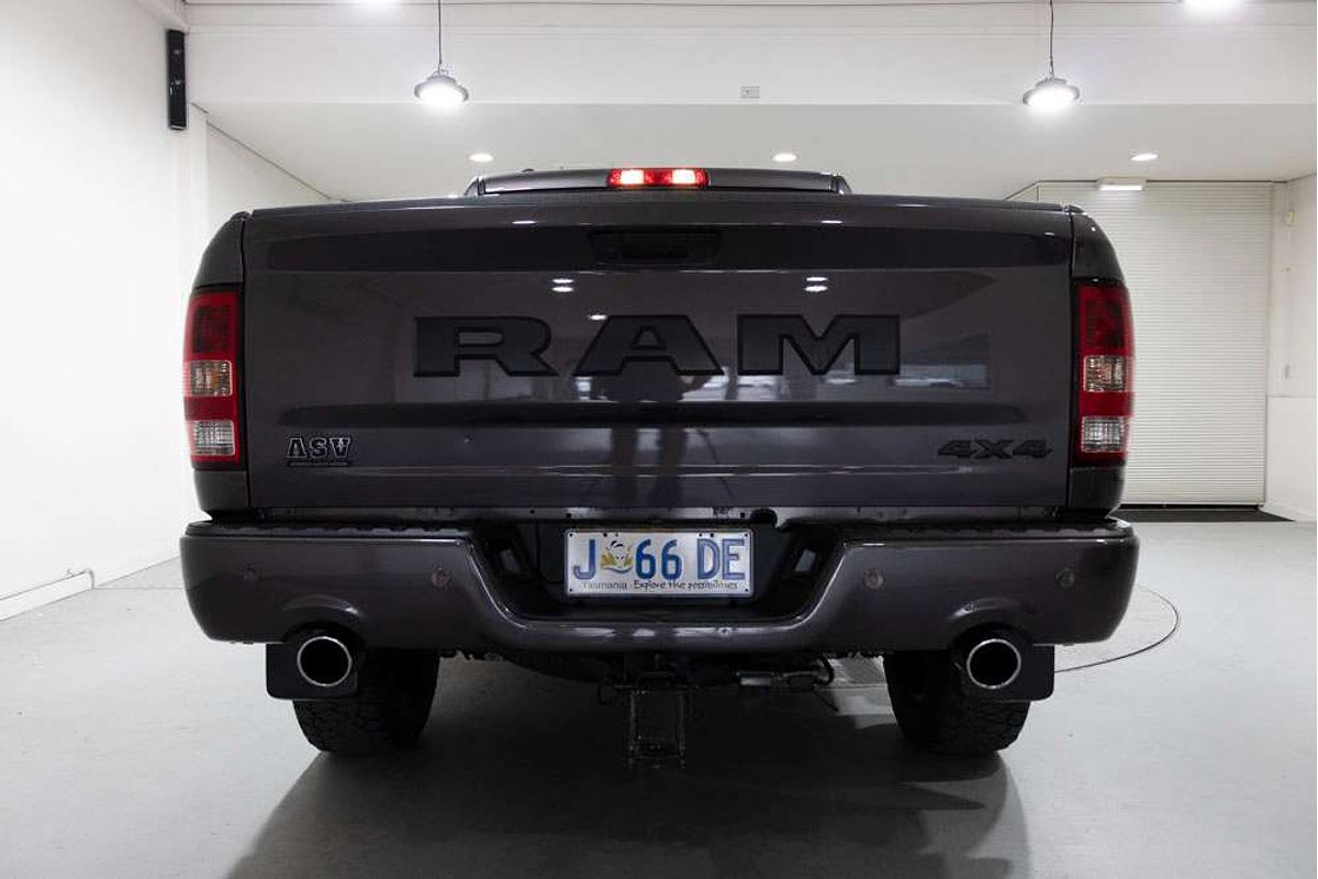 2020 Ram 1500 EXPRESS 8 SP AUTOMATIC CREW CAB UTILITY V8 