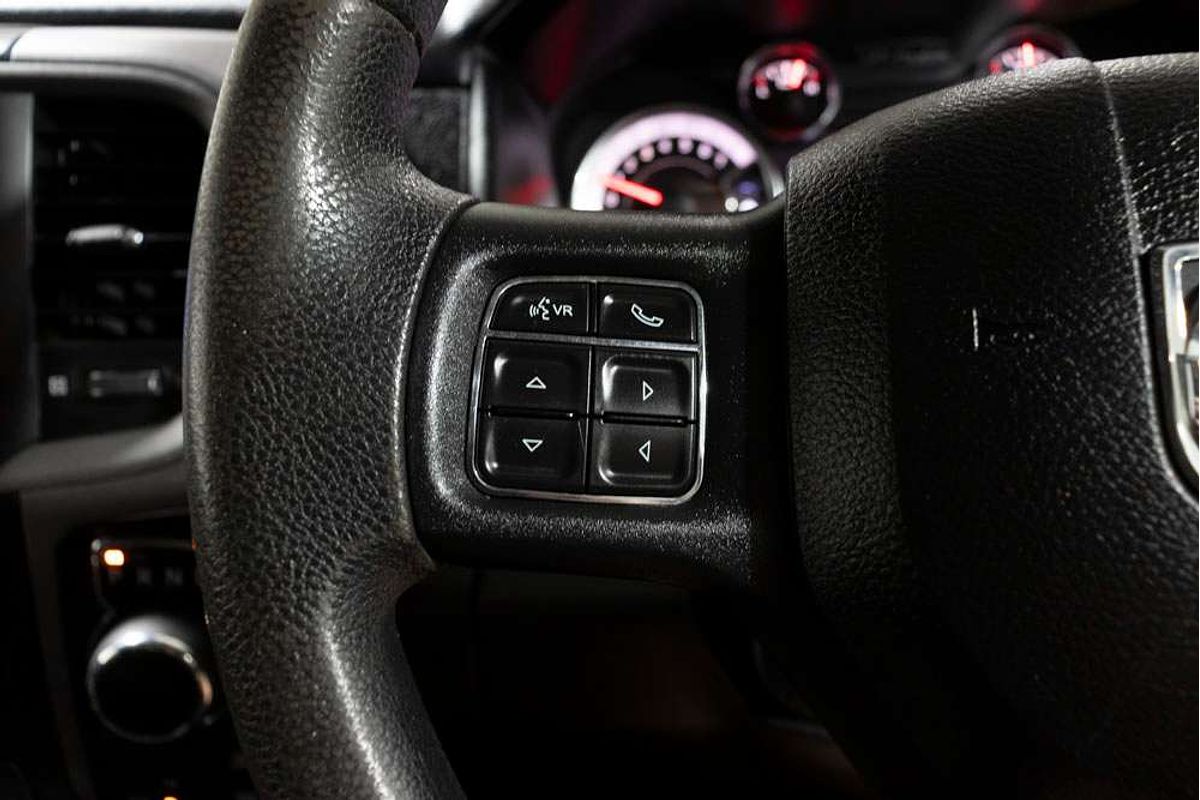 2020 Ram 1500 EXPRESS 8 SP AUTOMATIC CREW CAB UTILITY V8 