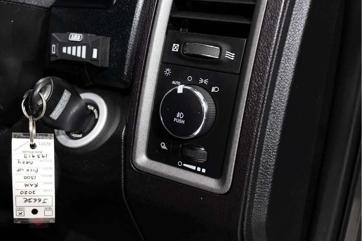 2020 Ram 1500 EXPRESS 8 SP AUTOMATIC CREW CAB UTILITY V8 