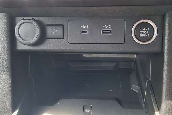 2024 Mitsubishi Triton GLS MV 4X4