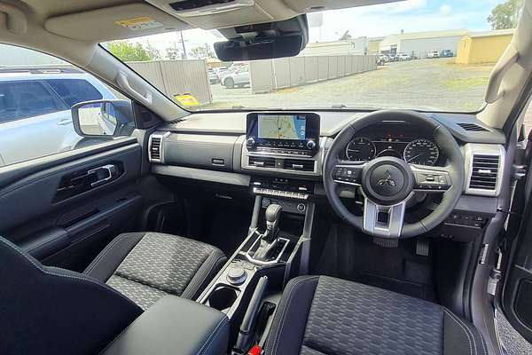 2024 Mitsubishi Triton GLS MV 4X4