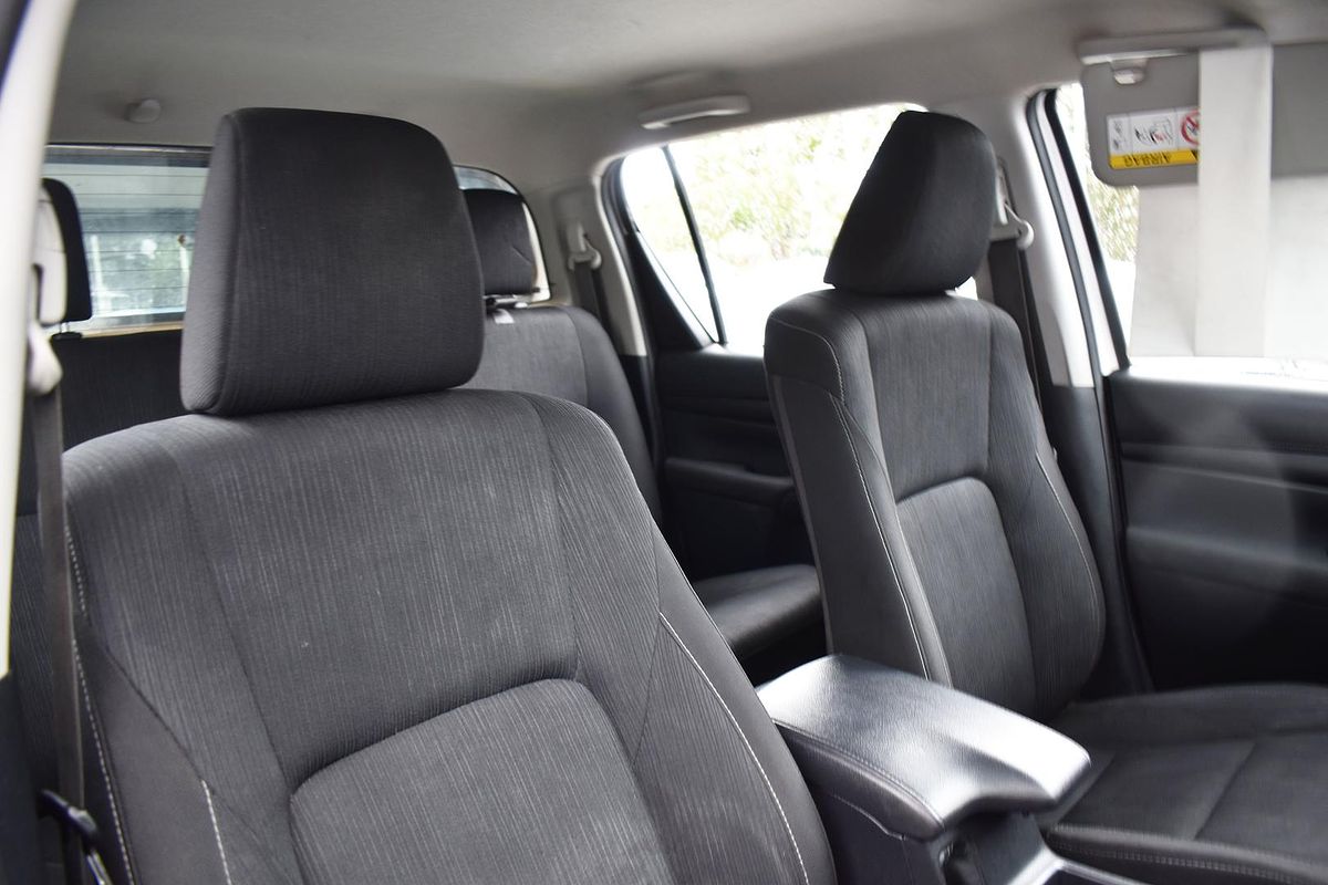 2021 Toyota Hilux SR GUN126R 4X4
