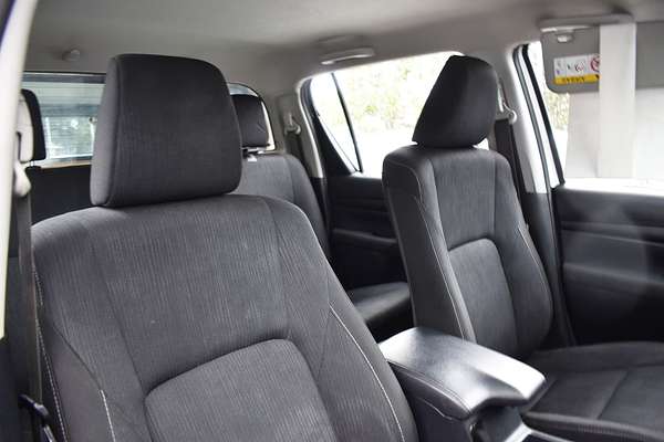 2021 Toyota Hilux SR GUN126R 4X4