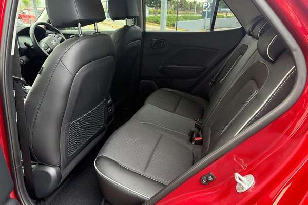 2024 Hyundai Venue Elite QX.V5