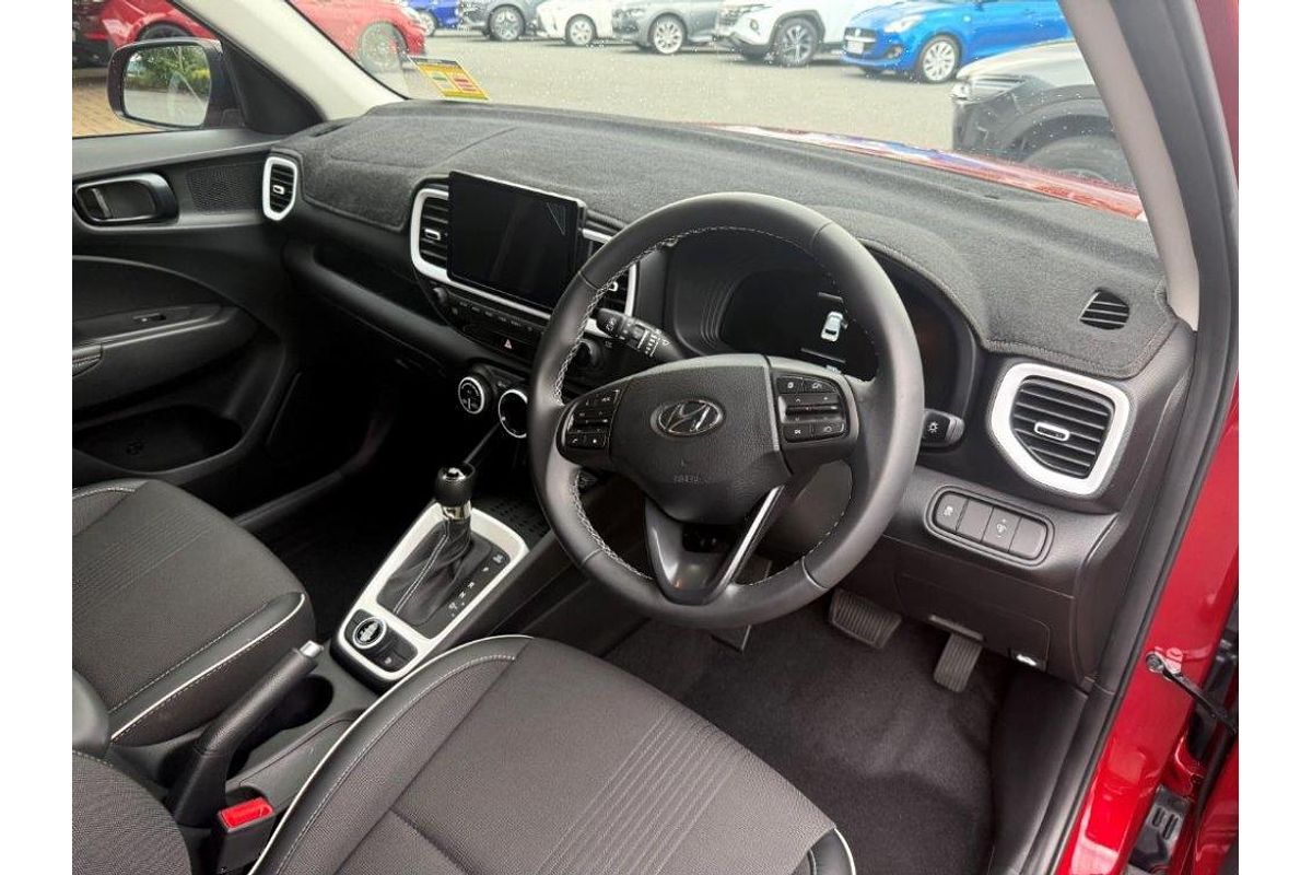 2024 Hyundai Venue Elite QX.V5