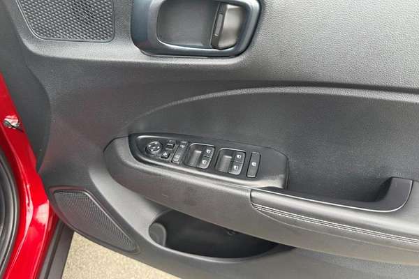 2024 Hyundai Venue Elite QX.V5