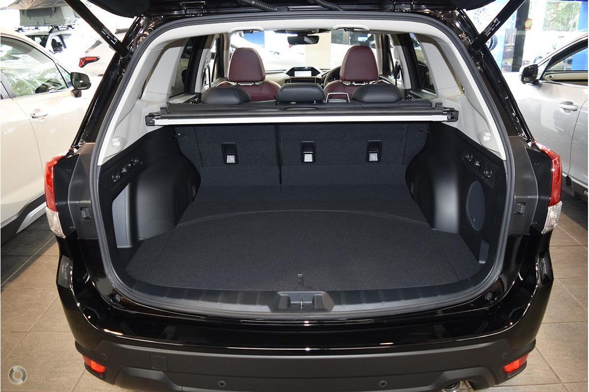 2024 Subaru Forester STI Sport S5