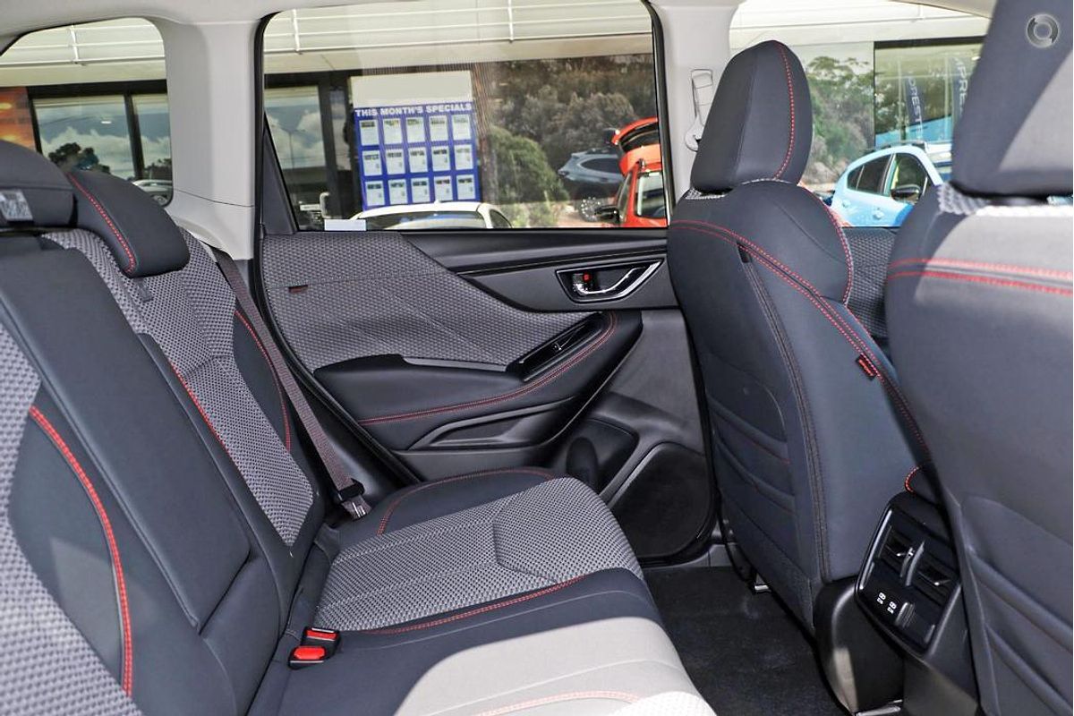 2024 Subaru Forester 2.5i Sport S5