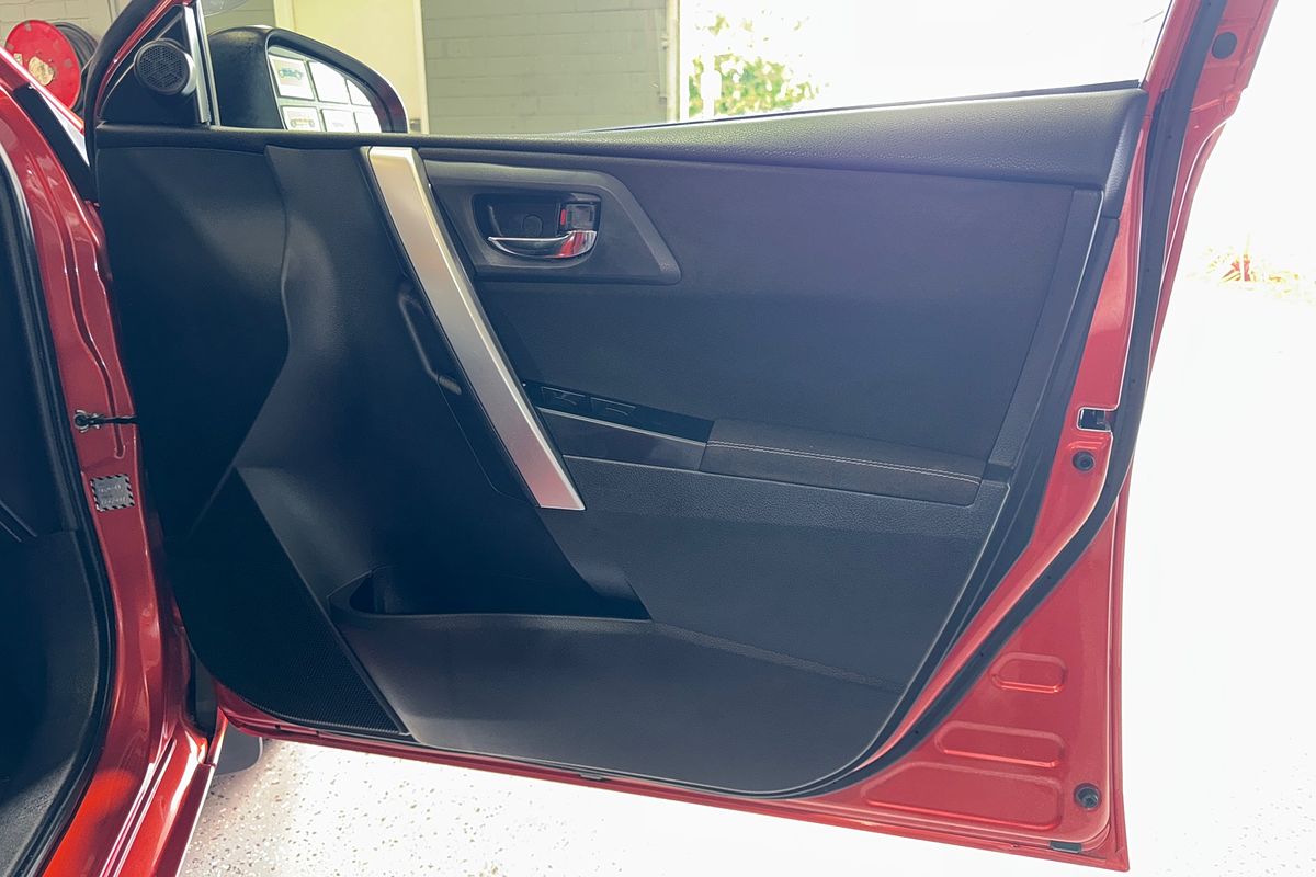 2013 Toyota Corolla Ascent Sport ZRE182R