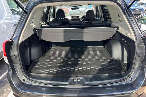 2024 Subaru Forester 2.5i Luxury Special Edition S5
