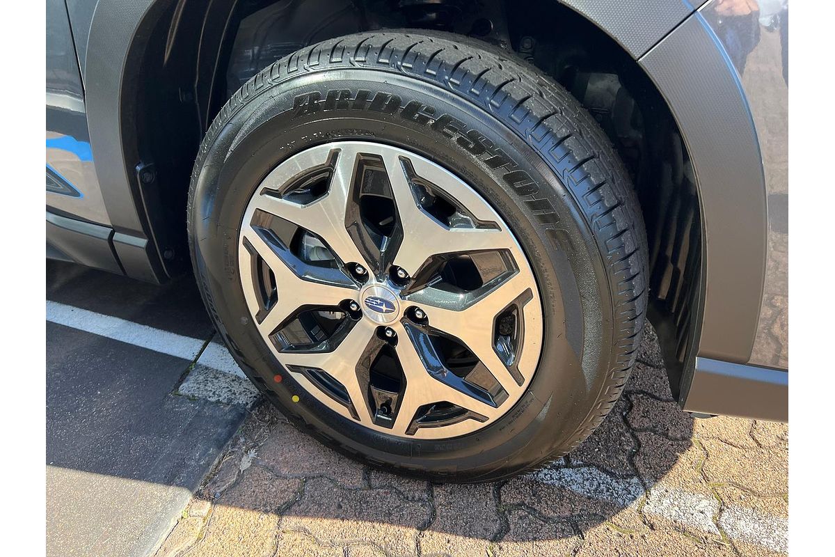 2024 Subaru Forester 2.5i Luxury Special Edition S5
