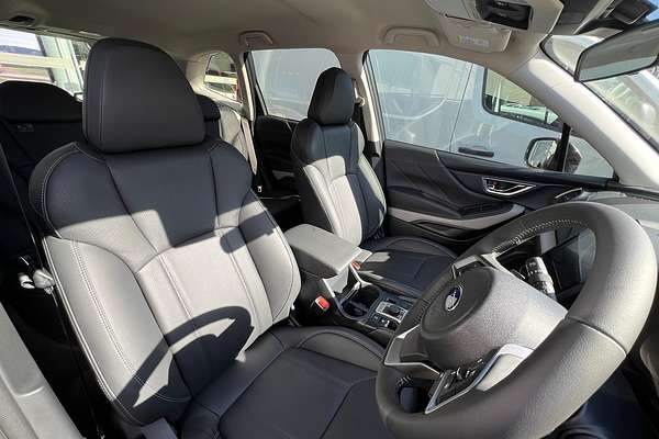 2024 Subaru Forester 2.5i Luxury Special Edition S5
