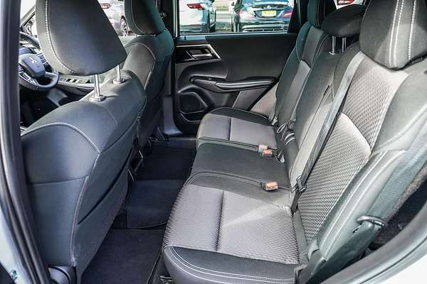 2022 Mitsubishi Outlander LS ZM