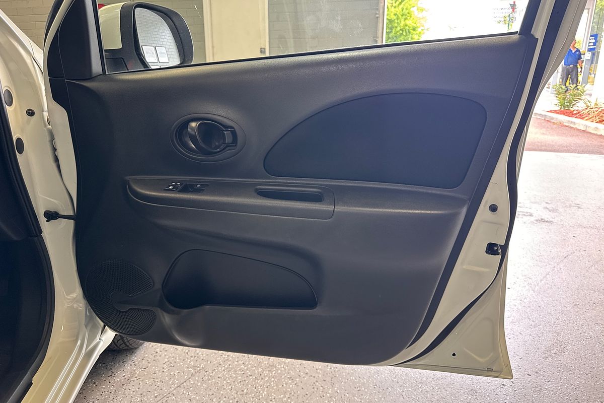 2014 Nissan Micra ST K13