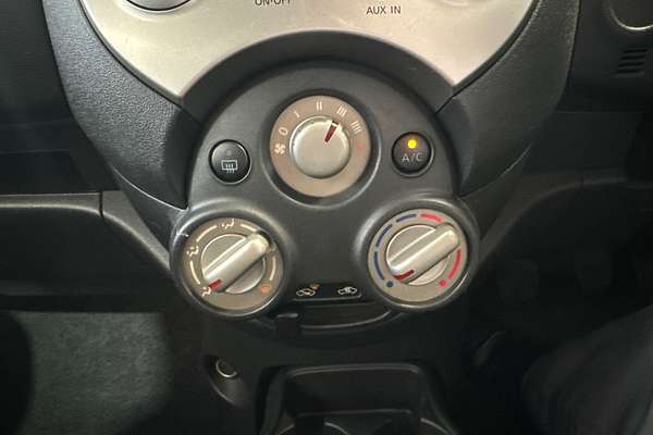 2014 Nissan Micra ST K13