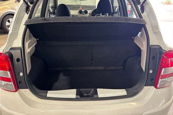 2014 Nissan Micra ST K13