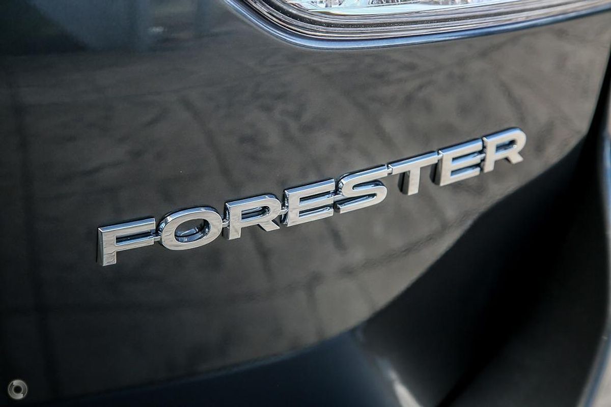 2024 Subaru Forester 2.5i-S S5